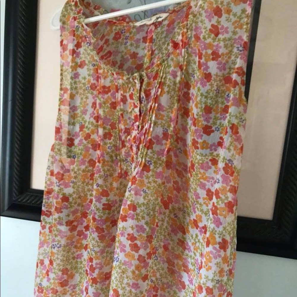 American Eagle sheer top size L